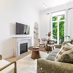 Les Lucioles 5- Luxury 2-bedroom Apartman *