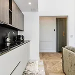 Les Lucioles 5- Luxury 2-bedroom Apartman