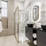 Les Lucioles 5- Luxury 2-bedroom Apartman *