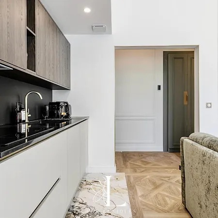 Les Lucioles 5- Luxury 2-bedroom Apartamento