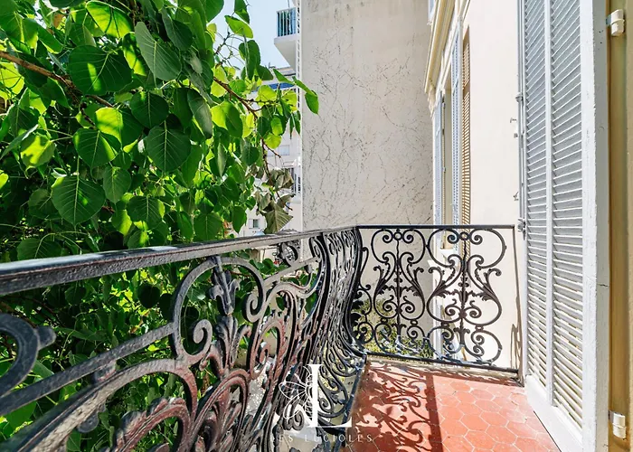 Les Lucioles 5- Luxury 2-bedroom * Cannes