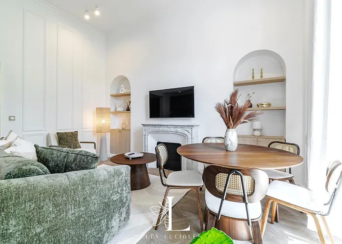 Les Lucioles 5- Luxury 2-bedroom Apartamento *
