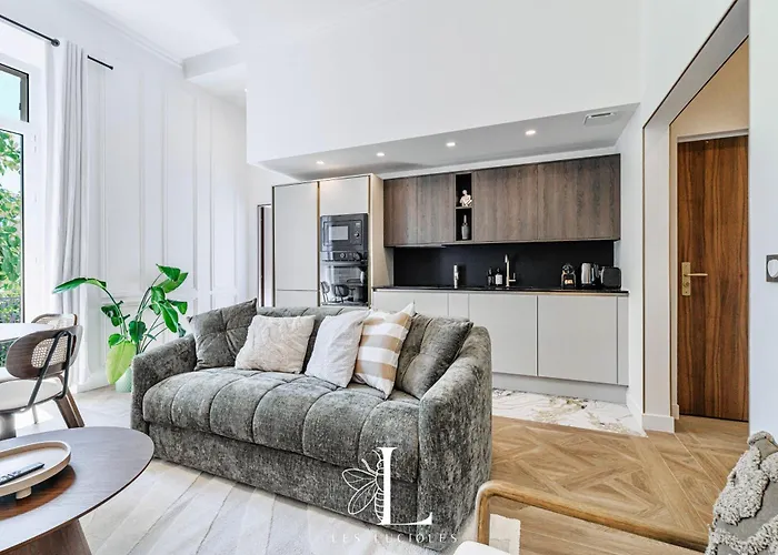Les Lucioles 5- Luxury 2-bedroom Apartamento